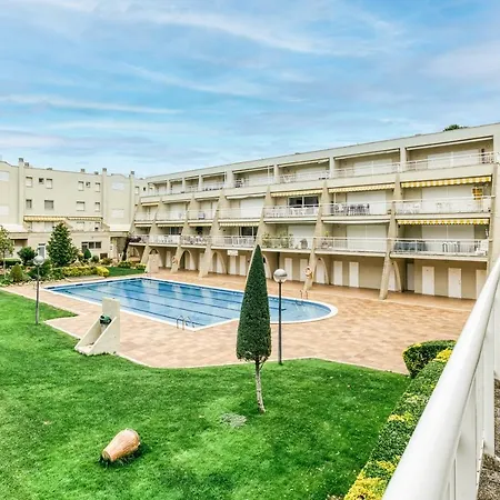 Els Pins * L' Escala